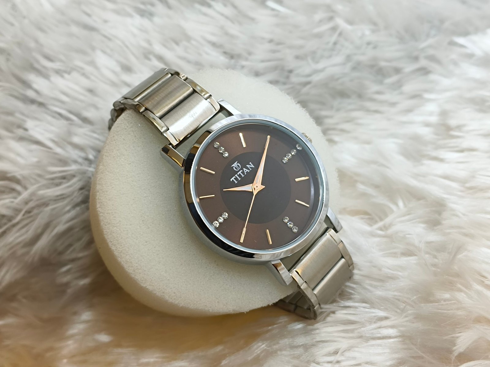 Premium Women's Stainless Steel Analog Watches - Image 2