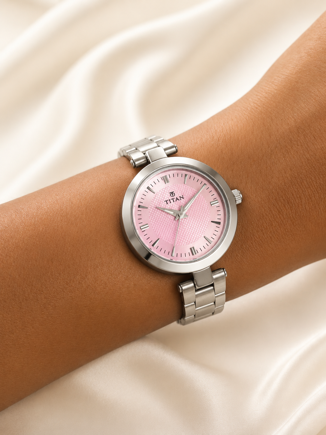 Elegant Black Dial Women's Stainless Steel Watches | Premium Everyday Wear - Image 3