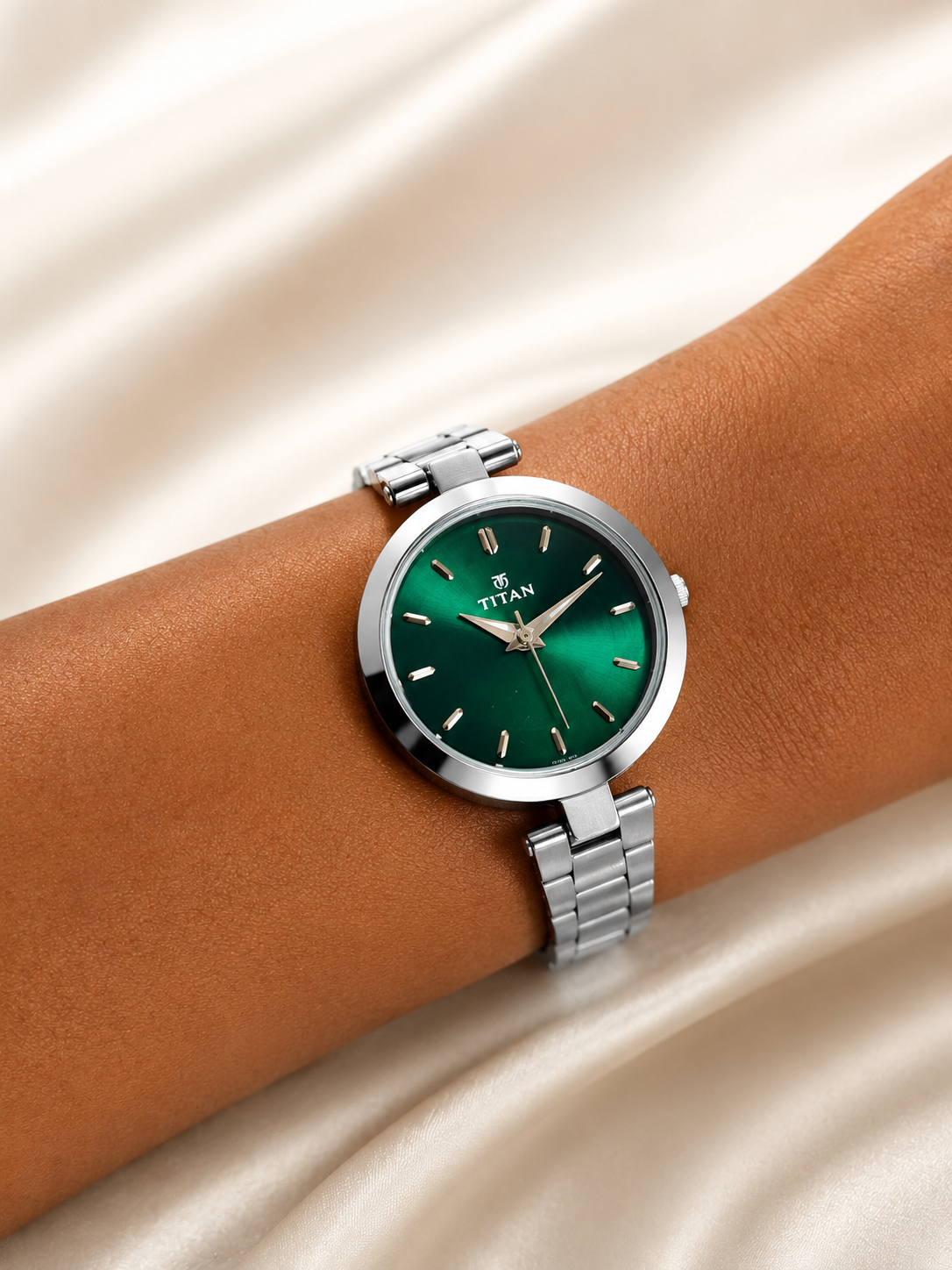 Elegant Black Dial Women's Stainless Steel Watches | Premium Everyday Wear - Image 5