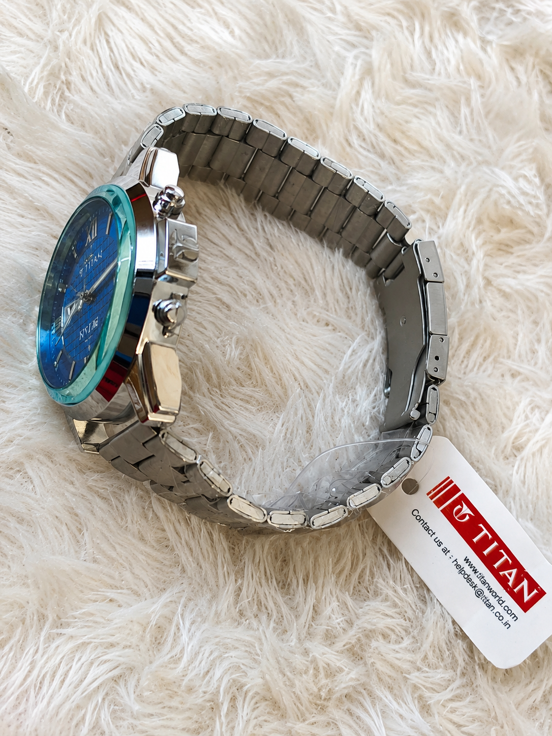 Titan Men's Premium Analog Watches- Blue and White Dial - Image 7